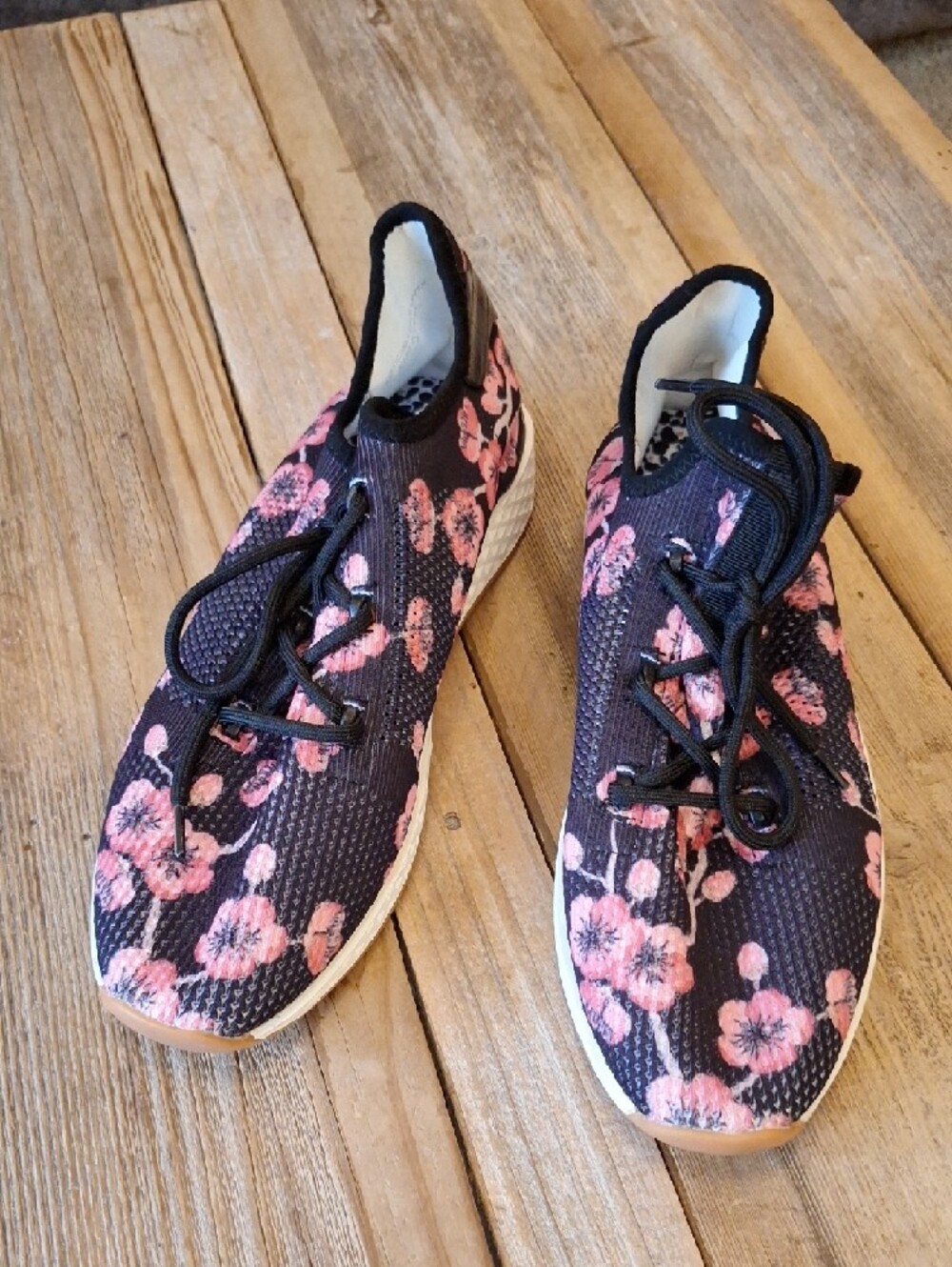 Women’s Black Athletic Sneakers with Pink Floral Print. NWOB Size 10